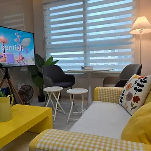 Apartment Gamseong House #gimpo Airport 10 Min #hwagok Station #netflix #beamprojet #niceview 