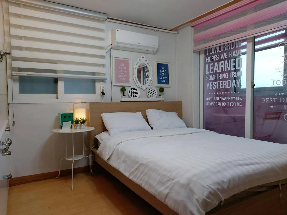 Han River Residence & Guesthouse Seoul