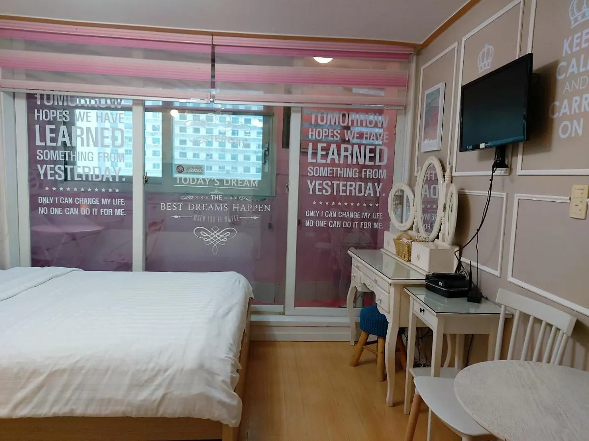 Han River Residence & Guesthouse Seoul Guest house