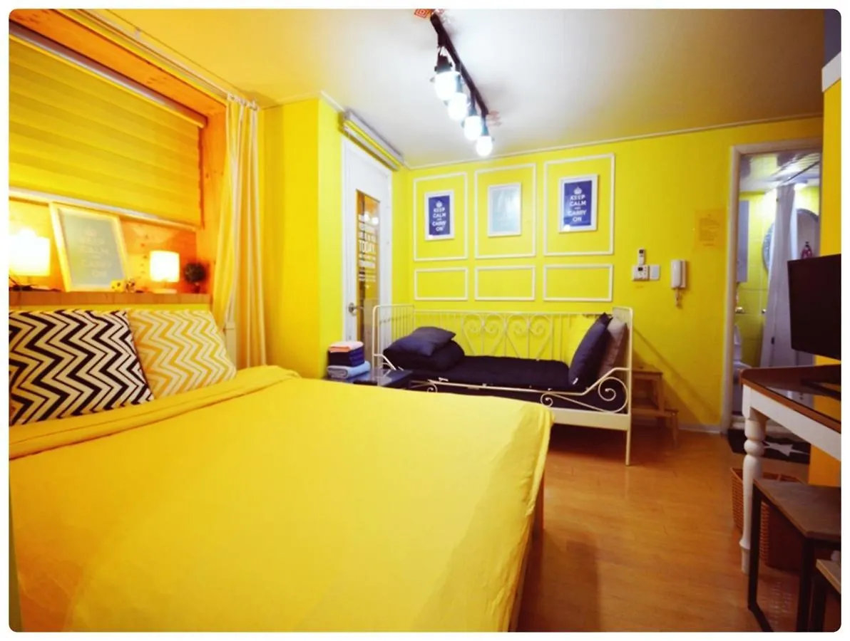 Han River Residence & Guesthouse Seoul 2*,  South Korea